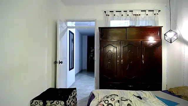 Snapshot of ivonne__hott1 chatting on February 25, 2025, 11:22 pm ivonne hott1 online show from February 25, 2025, 11:22 pm