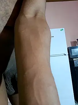 Snapshot of BlackBerry_34 chatting on March 20, 2025, 8:19 pm BlackBerry 34 online show from March 20, 2025, 8:19 pm