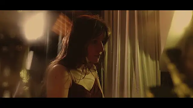 Snapshot of WebCora chatting on December 2, 2025, 6:14 pm WebCora online show from December 2, 2025, 6:14 pm