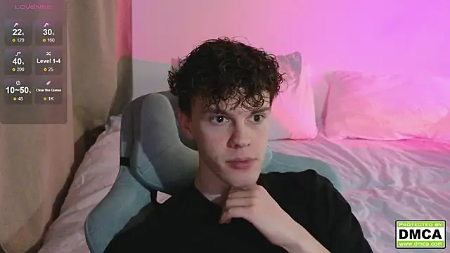 cute thomas online show from March 3, 2026, 6:25 pm