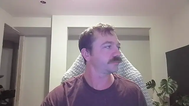 8inchHOLEpunch online show from November 14, 2025, 3:27 am