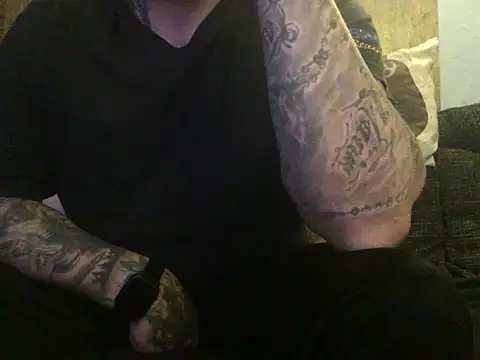 steveindahouse online show from March 11, 2025, 4:32 am