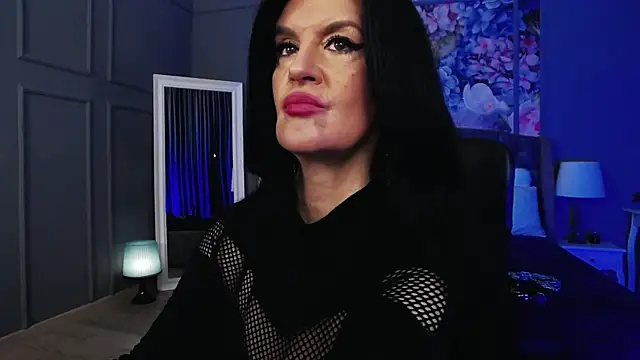 DomMelissaW online show from December 16, 2025, 10:48 pm