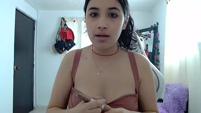 Snapshot of InocentHeaven1 chatting on December 23, 2024, 12:41 pm InocentHeaven1 online show from December 23, 2024, 12:41 pm