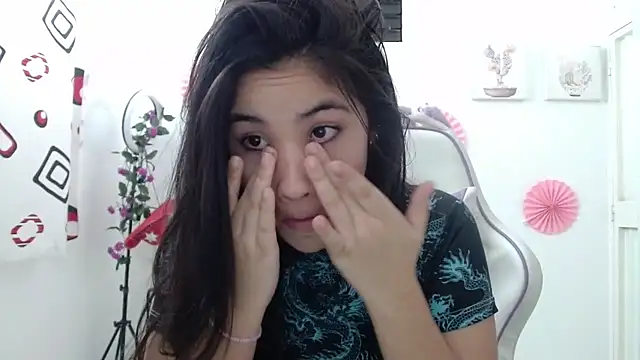 Snapshot of InocentHeaven1 chatting on October 24, 2025, 1:29 pm InocentHeaven1 online show from October 24, 2025, 1:29 pm