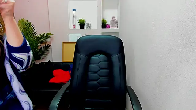 Persephoni online show from September 27, 2025, 5:23 am