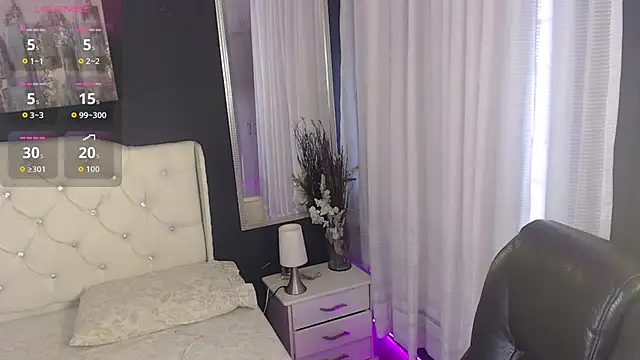 LiaVillalobos online show from October 27, 2025, 2:21 pm