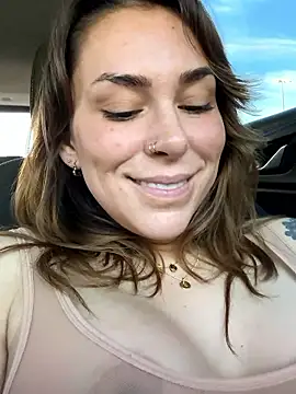 LeaGambit   online show from January 12, 2026, 6:13 pm