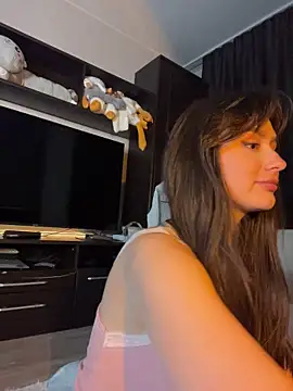 Snapshot of itssophiie chatting on April 28, 2026, 6:57 pm itssophiie online show from April 28, 2026, 6:57 pm