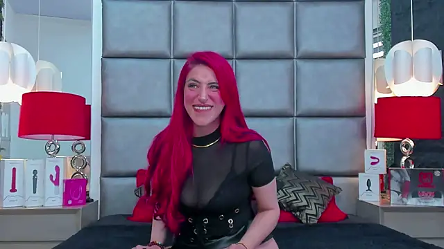 AllissaBrowm online show from December 16, 2025, 4:12 pm