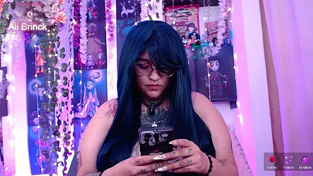  Ali Brinck  online show from December 30, 2024, 9:29 pm