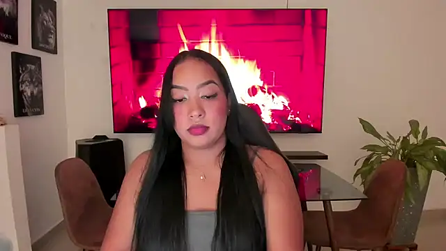 brunetenikole02 online show from October 26, 2025, 2:06 am