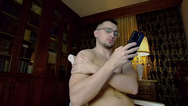 Friend12321 online show from December 22, 2025, 9:23 pm