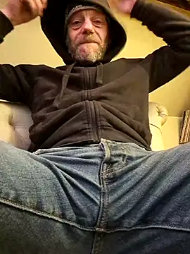 Snapshot of eddouxxx78 chatting on February 14, 2025, 3:58 pm eddouxxx78 online show from February 14, 2025, 3:58 pm