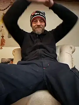 Snapshot of eddouxxx78 chatting on March 12, 2025, 4:13 pm eddouxxx78 online show from March 12, 2025, 4:13 pm