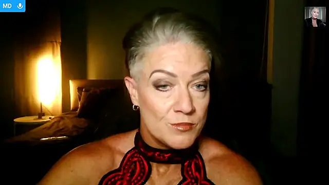 Snapshot of Devon2020 chatting on February 3, 2026, 12:10 pm Devon2020 online show from February 3, 2026, 12:10 pm