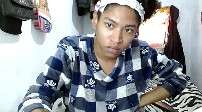 angelamarie1 online show from March 17, 2025, 1:39 pm