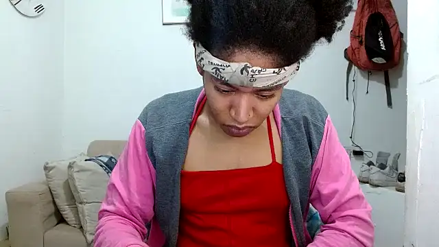 Snapshot of angelamarie1 chatting on February 25, 2026, 12:04 pm angelamarie1 online show from February 25, 2026, 12:04 pm