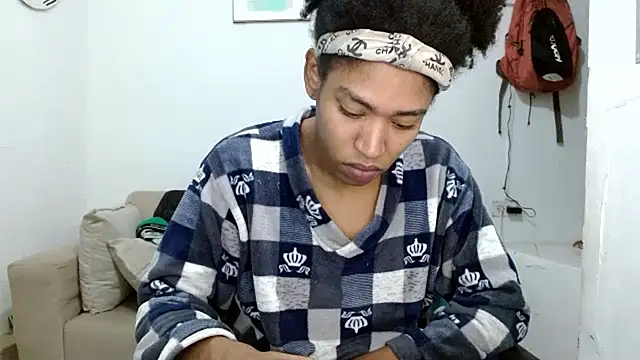 Snapshot of angelamarie1 chatting on March 4, 2026, 1:06 pm angelamarie1 online show from March 4, 2026, 1:06 pm