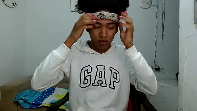 angelamarie1 online show from March 14, 2026, 9:04 am