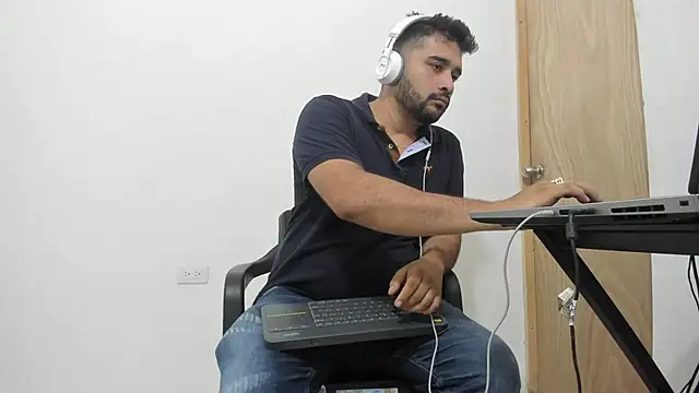 isearchcompany online show from December 20, 2025, 8:27 pm