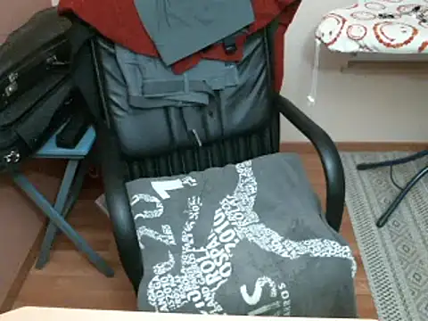 olibrius71 online show from January 27, 2025, 7:24 pm