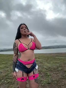 Snapshot of Karol_Green_Motorcycle chatting on March 15, 2025, 12:24 pm Karol Green Motorcycle online show from March 15, 2025, 12:24 pm