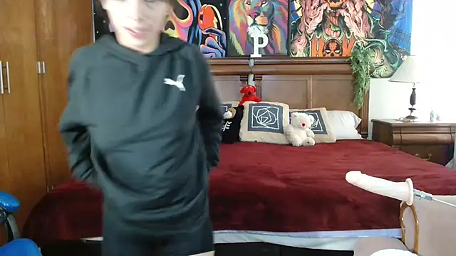 MINI Petite online show from January 13, 2025, 7:31 pm