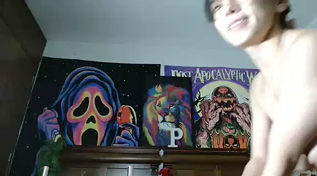 MINI Petite online show from February 6, 2025, 11:48 pm