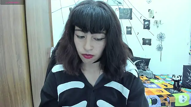 yunkodolly666 online show from March 3, 2025, 9:59 pm