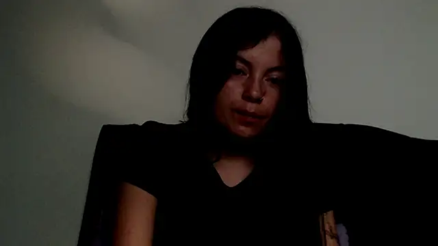 Snapshot of Meghan320 chatting on January 31, 2025, 4:14 am Meghan320 online show from January 31, 2025, 4:14 am