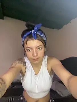 Snapshot of Meghan320 chatting on February 8, 2025, 3:00 pm Meghan320 online show from February 8, 2025, 3:00 pm