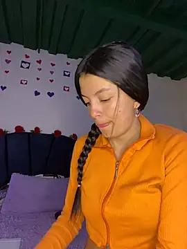 Snapshot of Meghan320 chatting on February 18, 2025, 4:37 pm Meghan320 online show from February 18, 2025, 4:37 pm