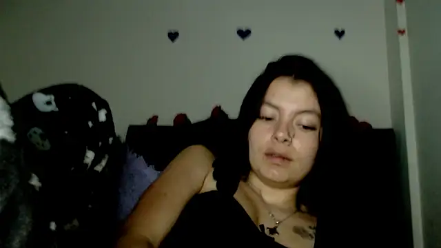 Snapshot of Meghan320 chatting on March 18, 2025, 4:15 am Meghan320 online show from March 18, 2025, 4:15 am