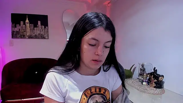 Meghan320 online show from March 4, 2026, 11:38 am