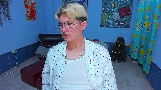 patrik 027 online show from December 5, 2025, 6:15 pm