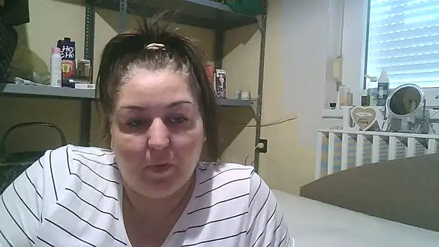 Snapshot of Mileva88 chatting on January 6, 2025, 10:57 am Mileva88 online show from January 6, 2025, 10:57 am