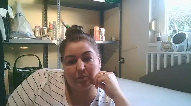 Snapshot of Mileva88 chatting on January 7, 2025, 2:30 pm Mileva88 online show from January 7, 2025, 2:30 pm