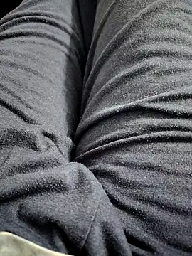 Snapshot of Mallupaiyanaachu chatting on November 16, 2025, 3:12 am Mallupaiyanaachu online show from November 16, 2025, 3:12 am