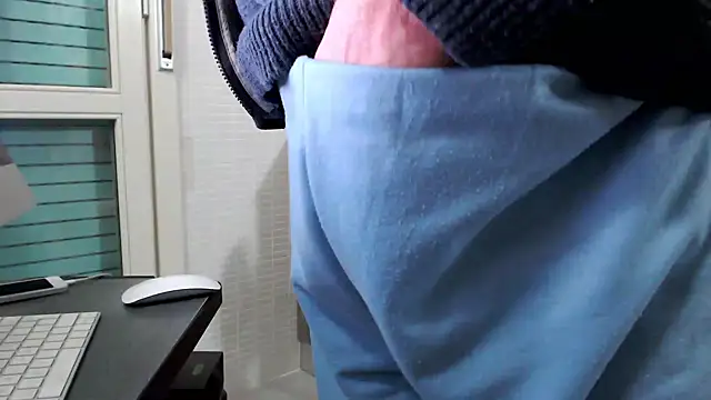 Snapshot of Unicum900 chatting on February 5, 2025, 4:58 pm Unicum900 online show from February 5, 2025, 4:58 pm