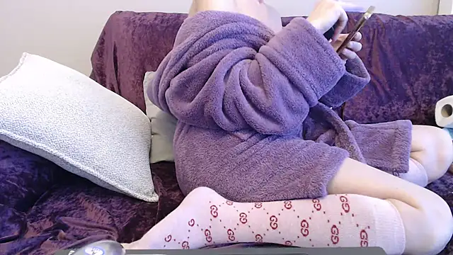 Snapshot of Galadriel chatting on February 14, 2025, 5:19 am Galadriel online show from February 14, 2025, 5:19 am