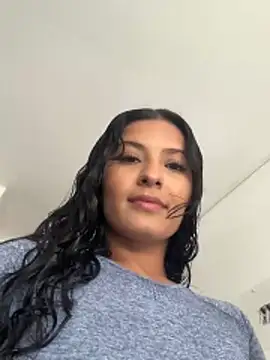 CeliWoods online show from November 21, 2025, 3:11 pm