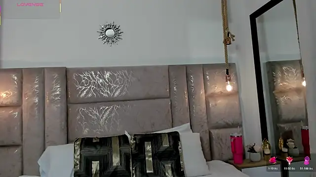 CeliWoods online show from April 8, 2026, 11:10 am