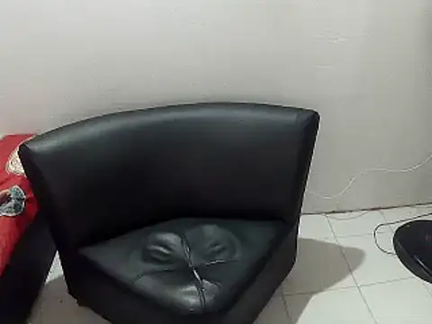 Snapshot of charrysexy1 chatting on December 10, 2024, 11:11 am charrysexy1 online show from December 10, 2024, 11:11 am