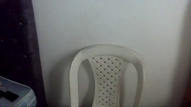 Snapshot of charrysexy1 chatting on December 2, 2025, 12:21 pm charrysexy1 online show from December 2, 2025, 12:21 pm