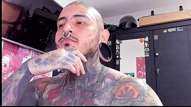 Snapshot of DEATHINK666XX chatting on January 17, 2025, 6:54 pm DEATHINK666XX online show from January 17, 2025, 6:54 pm