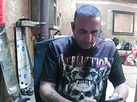 hardcok4u2abuse40 online show from October 2, 2025, 3:57 am