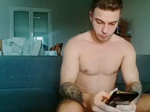 Snapshot of Elkafit28 chatting on February 13, 2026, 11:17 am Elkafit28 online show from February 13, 2026, 11:17 am