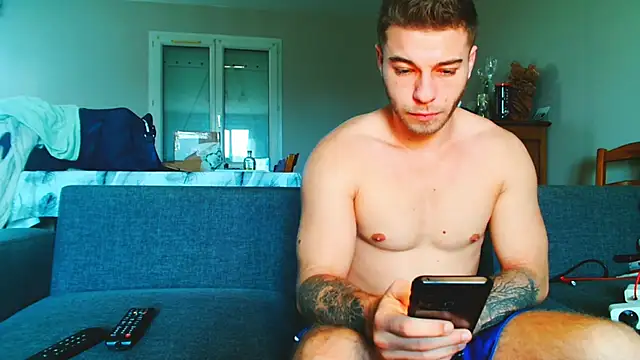 Elkafit28 online show from April 13, 2026, 8:20 am