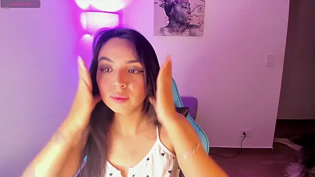 Miss Nicole online show from June 5, 2026, 1:12 am